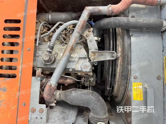 发动机整体俯视（整机外观）