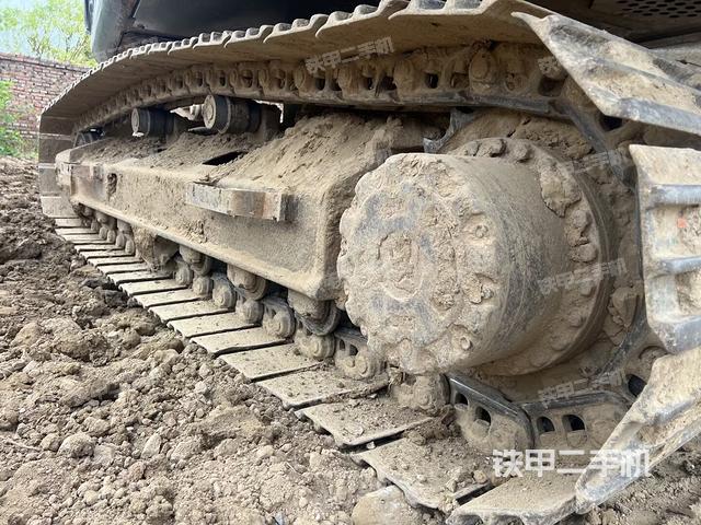 单侧履带整体（整机外观）