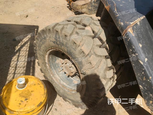 左驱动轮（行走机构）