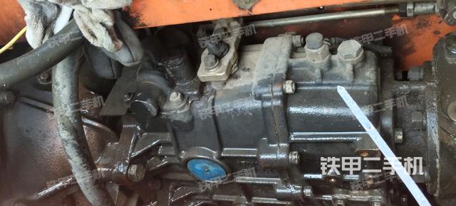 回轉(zhuǎn)馬達和主控閥（整機外觀）