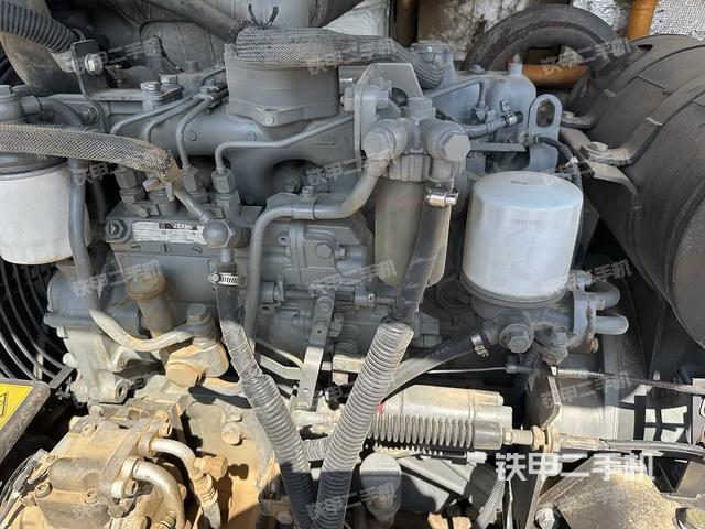 发动机整体俯视（整机外观）