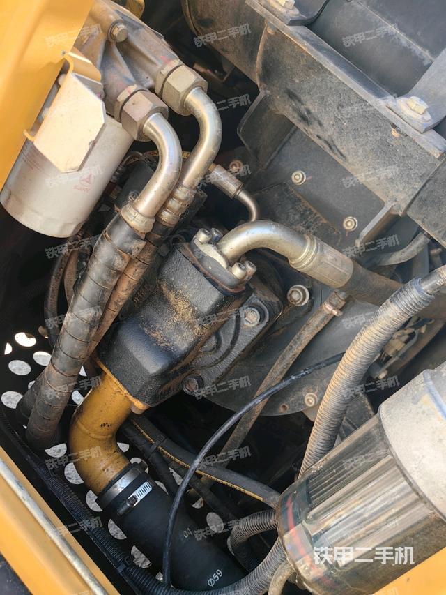 液压泵室（大件舱室）