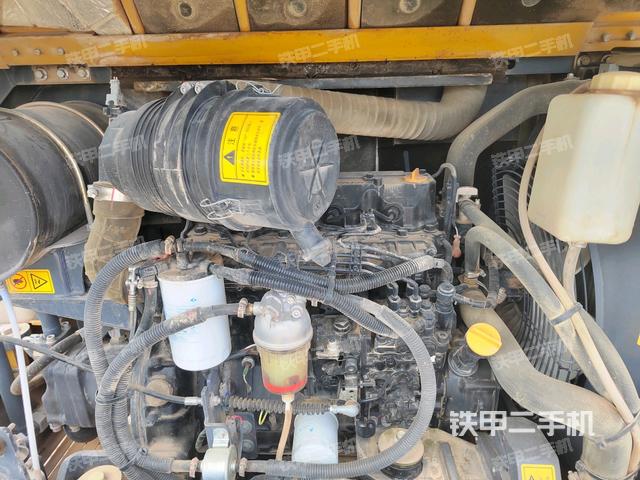 发动机整体俯视（整机外观）