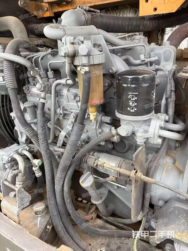 发动机整体俯视（整机外观）