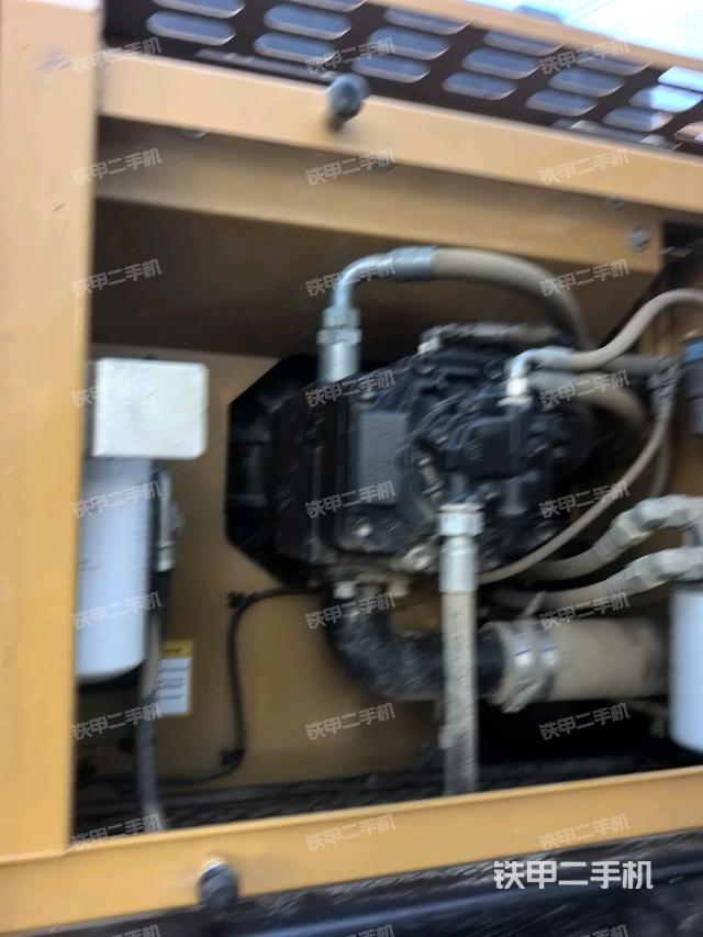 液压泵斜45 左（大件舱室）