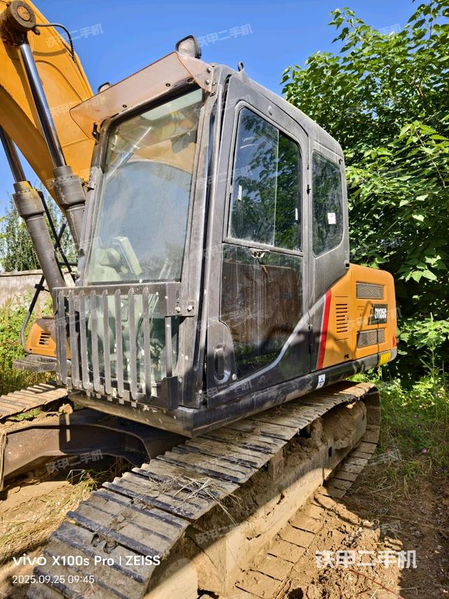 驾驶室整体（整机外观）