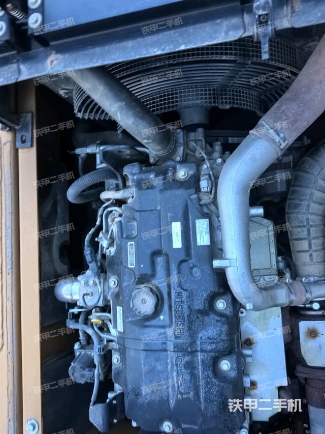 发动机室（上车部件）