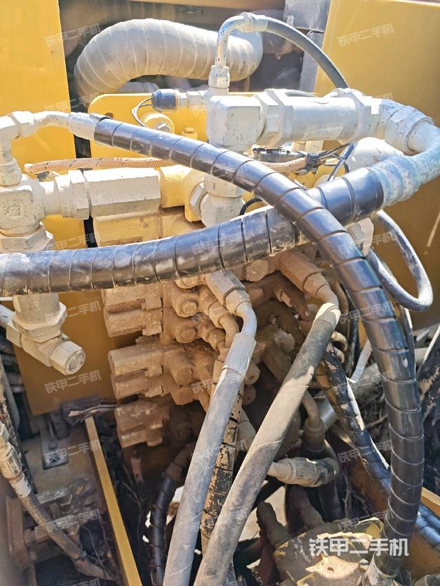 分配閥（上車部件）