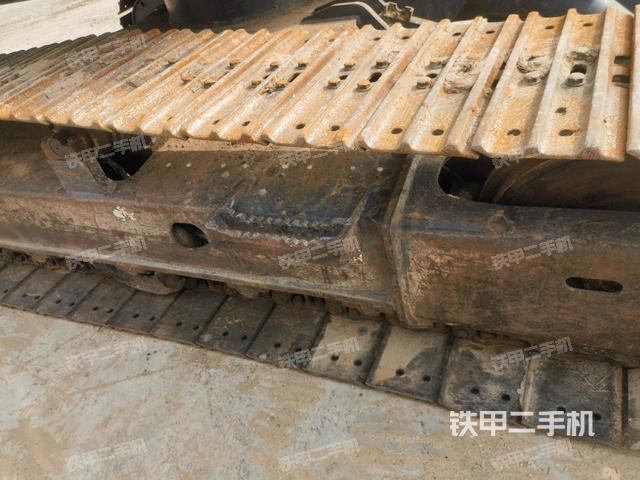 单侧履带整体（整机外观）