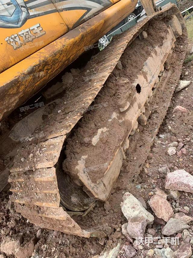 单侧履带整体（整机外观）