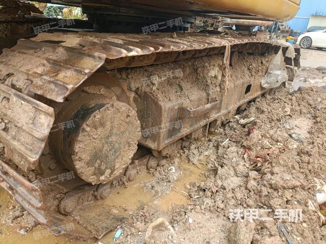 单侧履带整体（整机外观）