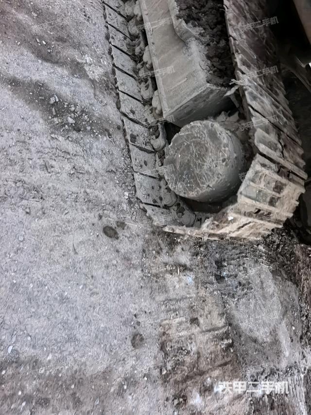 右侧履带整体（行走机构）