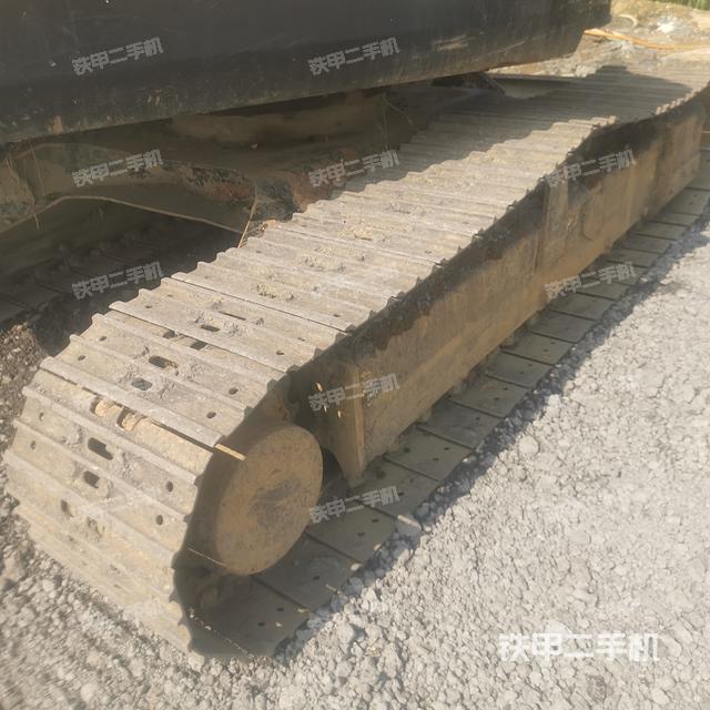 单侧履带整体（整机外观）