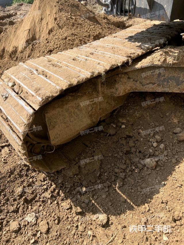 单侧履带整体（整机外观）