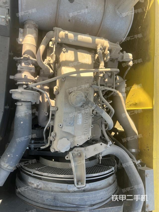 发动机整体俯视（整机外观）