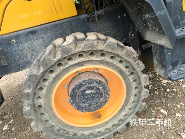 左前輪（行走機(jī)構(gòu)）