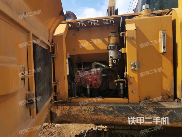 液压泵室（大件舱室）