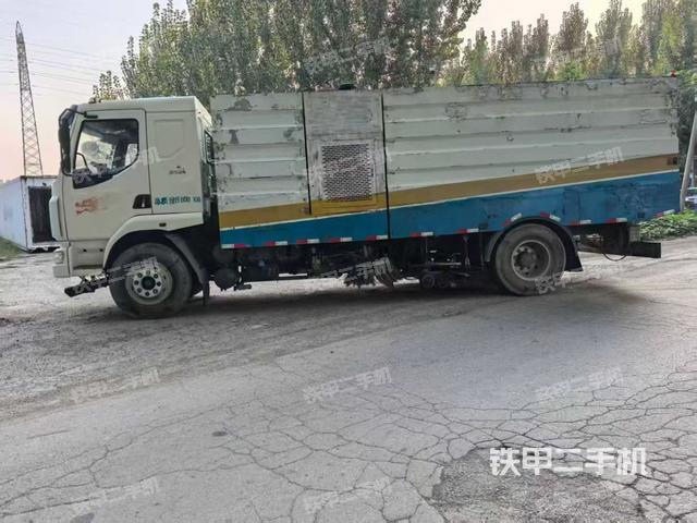 整机左侧（设备外观及核心部件）