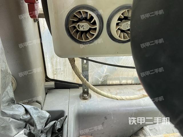 座椅后部（駕駛室部分）