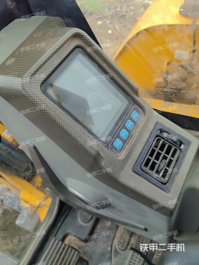 顯示屏?（駕駛室部分）