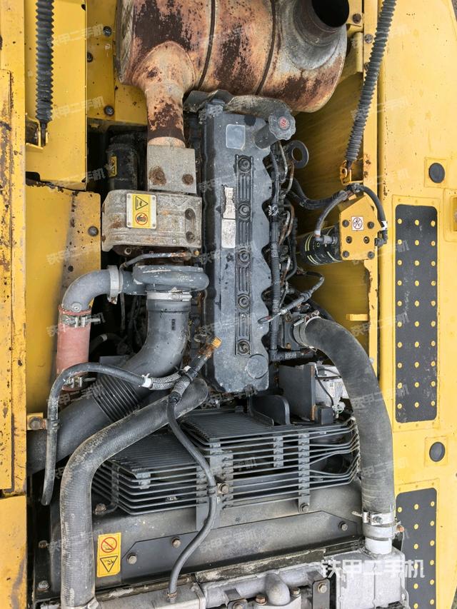 發(fā)動機室（上車部件）