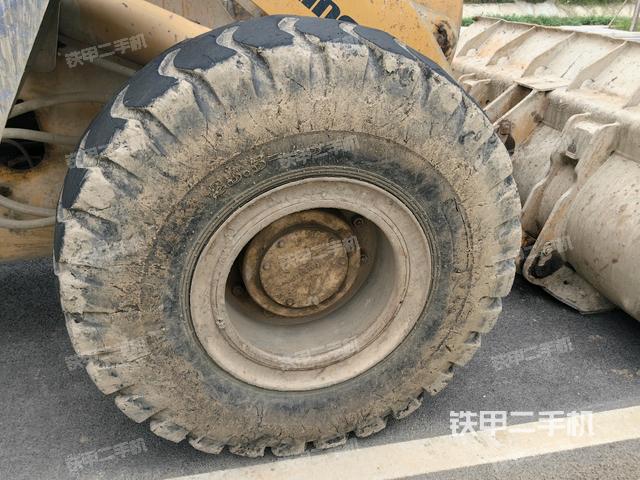 左前輪（行走機(jī)構(gòu)）