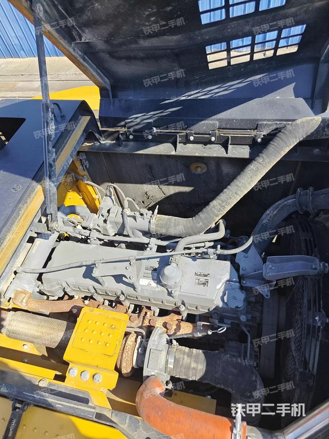 发动机整体俯视（整机外观）