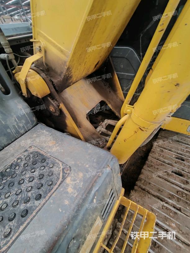 大臂根部?斜視（工作和回轉(zhuǎn)裝置）