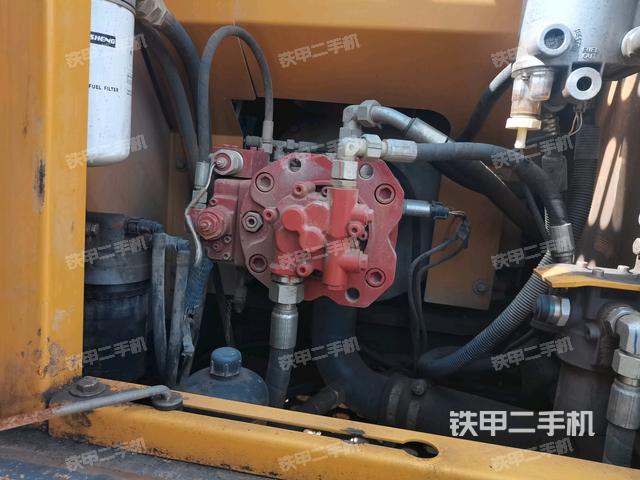 液压泵斜45 右（大件舱室）