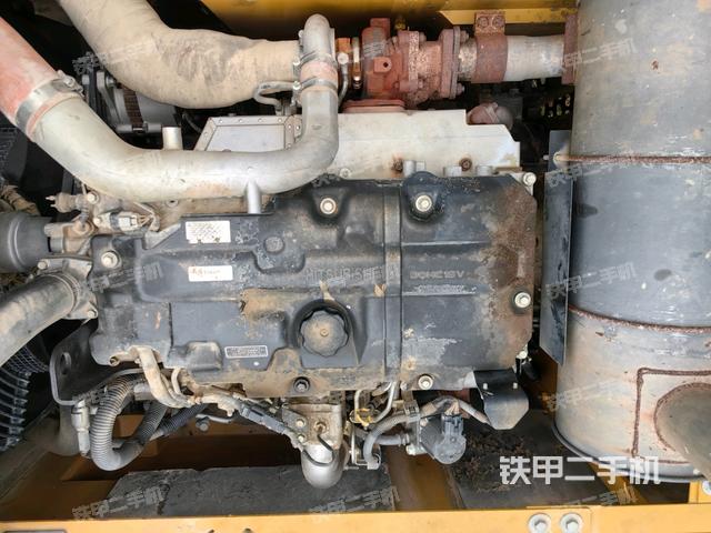 发动机室（上车部件）