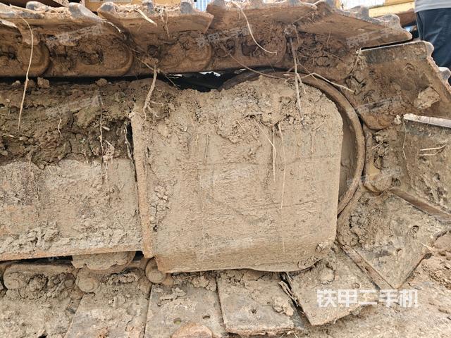 左側(cè)行走馬達(dá)蓋板（行走機(jī)構(gòu)）