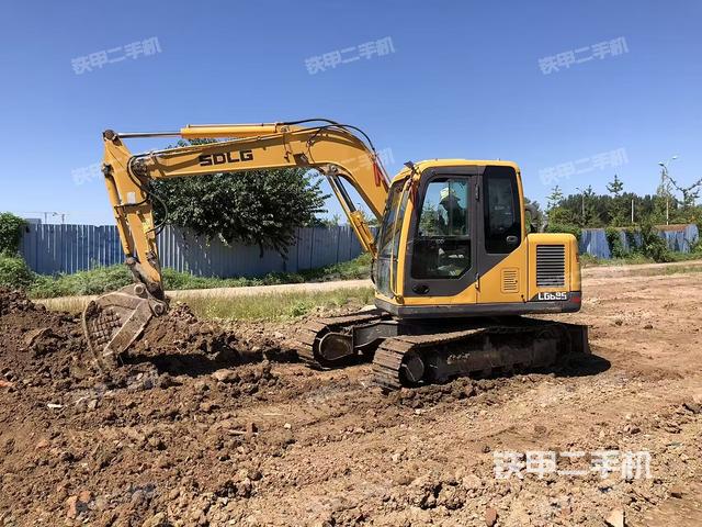 臨工金利LG685BM挖掘機