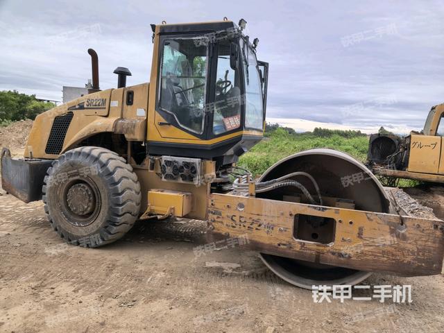 正左侧（压路机整机外观）