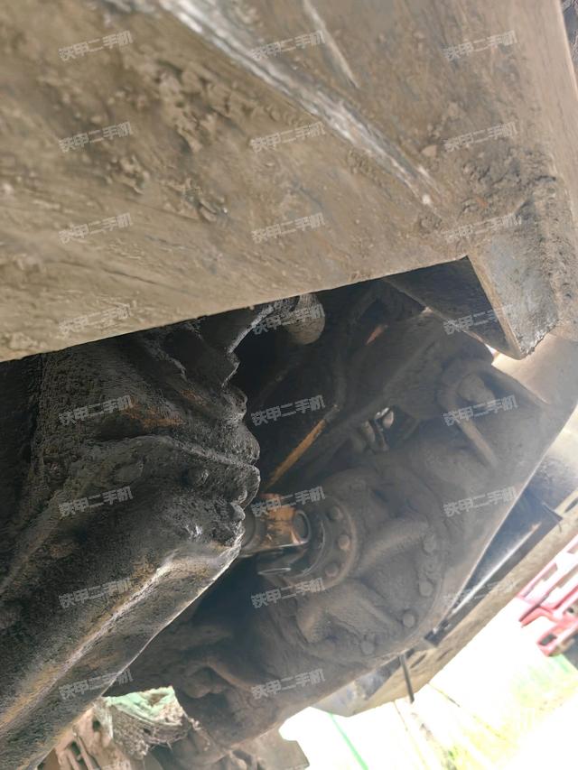 后驅(qū)動(dòng)橋（液壓/傳動(dòng)系統(tǒng)）