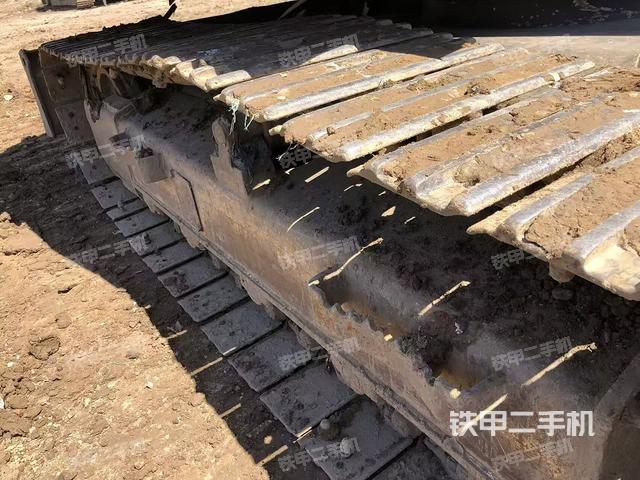 單側履帶整體（整機外觀）