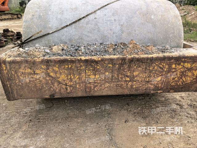 桥\驱动（压路机前后车架）