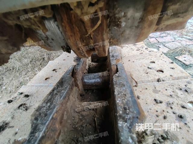 左导向轮（行走机构）