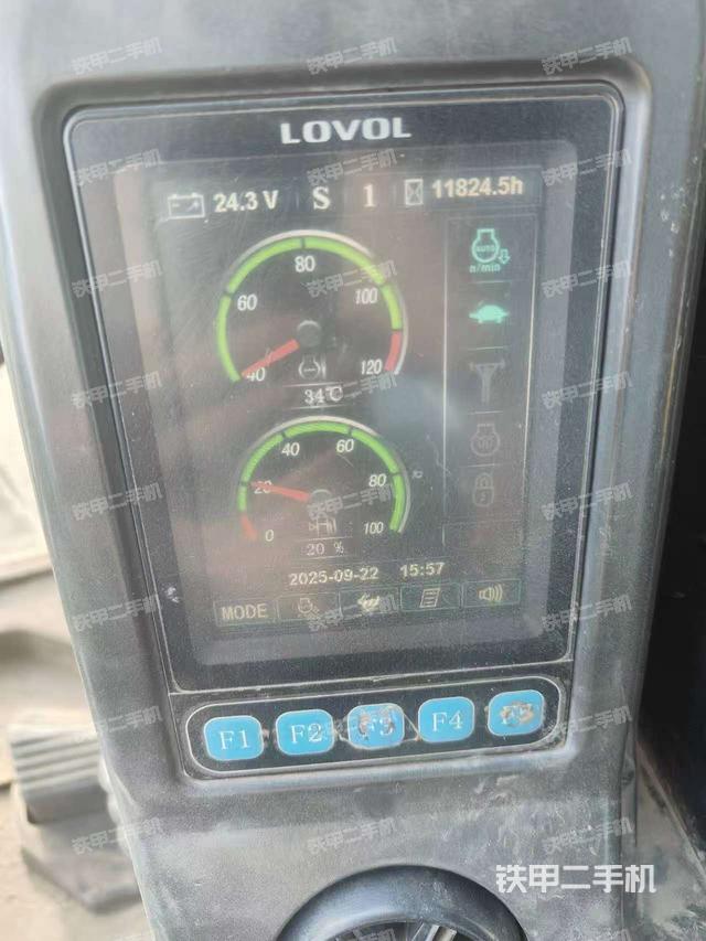 驾驶室整体（整机外观）