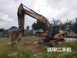 卡特彼勒320C挖掘机实拍图片