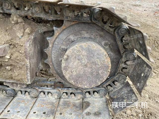 单侧履带整体（整机外观）