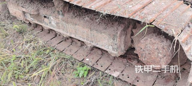 单侧履带整体（整机外观）