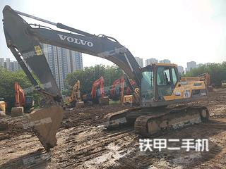 沃爾沃EC250DL挖掘機实拍圖片