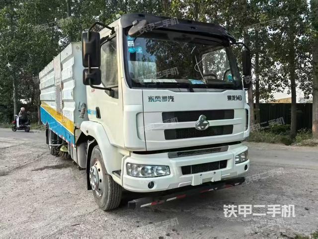 整机右侧（设备外观及核心部件）