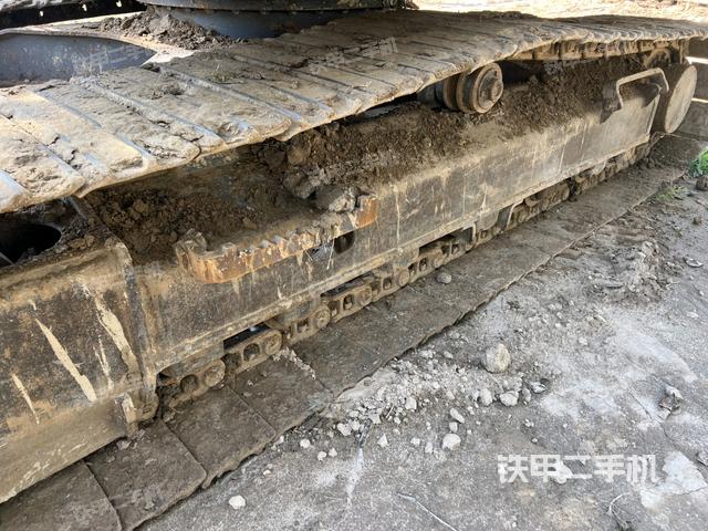 单侧履带整体（整机外观）