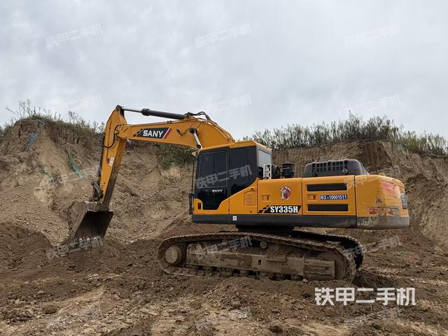 三一重工SY335H挖掘机