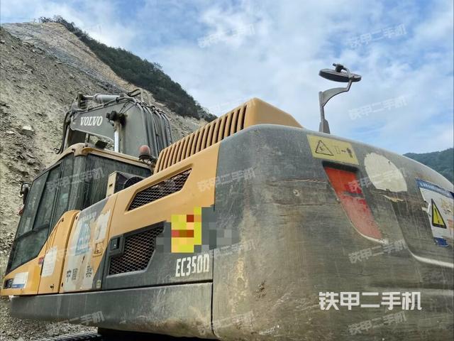 駕駛室左后45度（駕駛室部分）