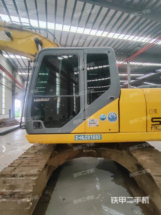 駕駛室正側(cè)（駕駛室部分）