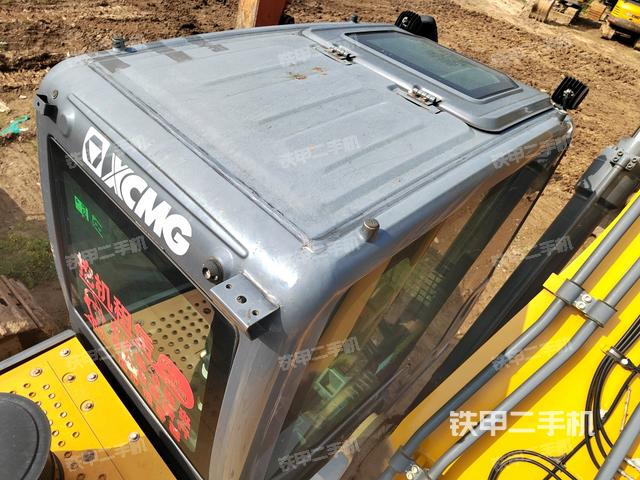 驾驶室顶部（整机外观）