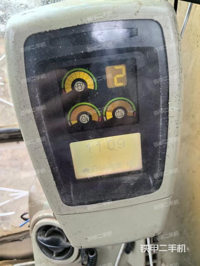 駕駛室整體（整機(jī)外觀）