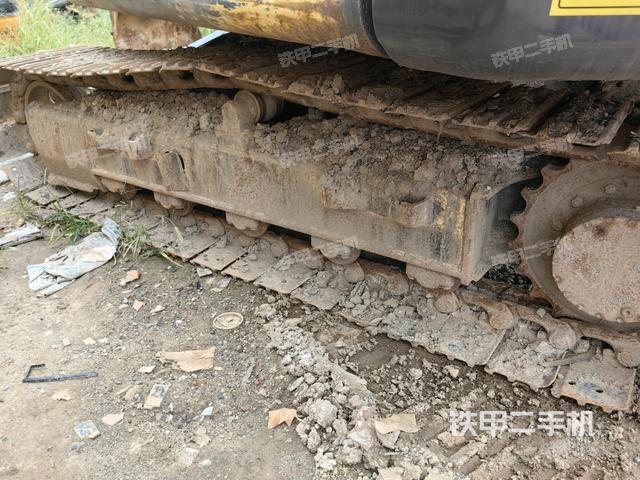 右側(cè)履帶整體?（行走機(jī)構(gòu)）